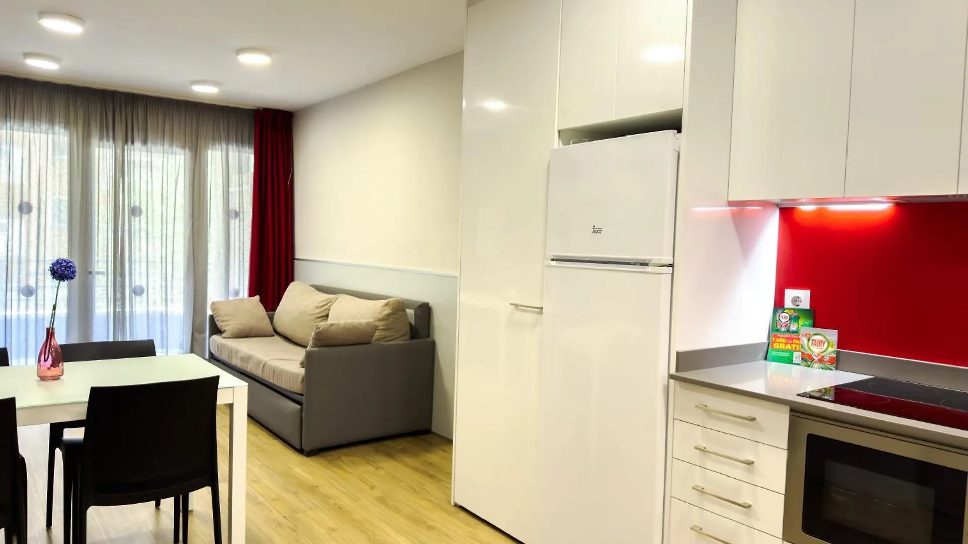 Apartamento Rentalmar Zahara family suites Salou