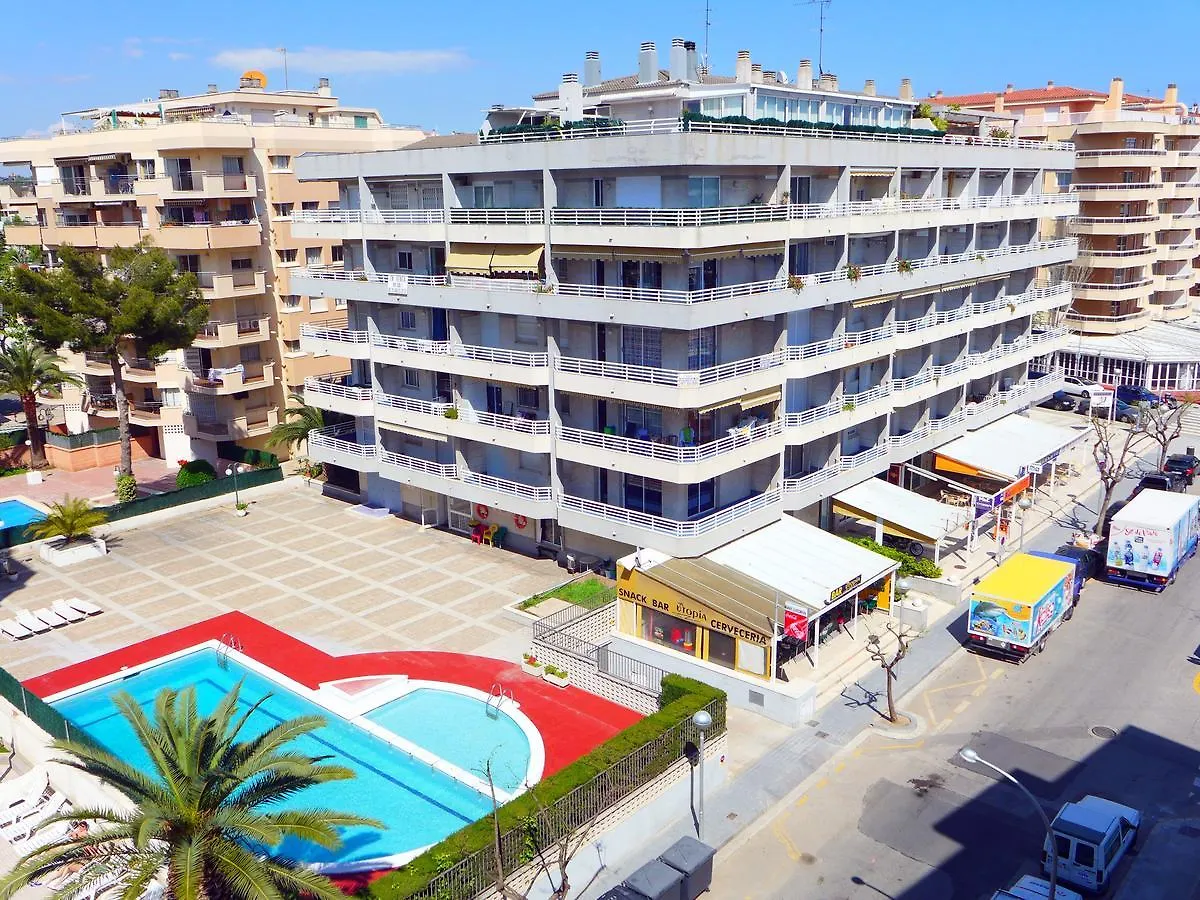 Rentalmar Zahara family suites Salou